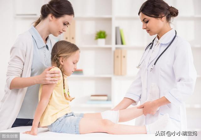 「超级宝妈」怎么回事？前一天摔伤，第二天才喊疼？