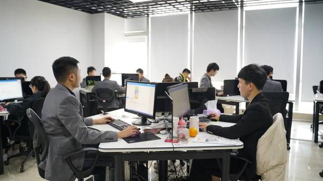 课程|原来95后都在这里找创业网课！而且最受欢迎的课程是美甲、烹饪和开网店