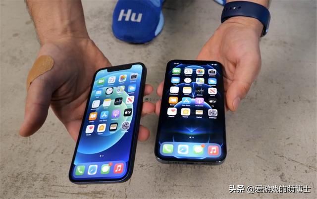 苹果iPhone12耐摔性能如何？海外UP主做了一个掉落实验