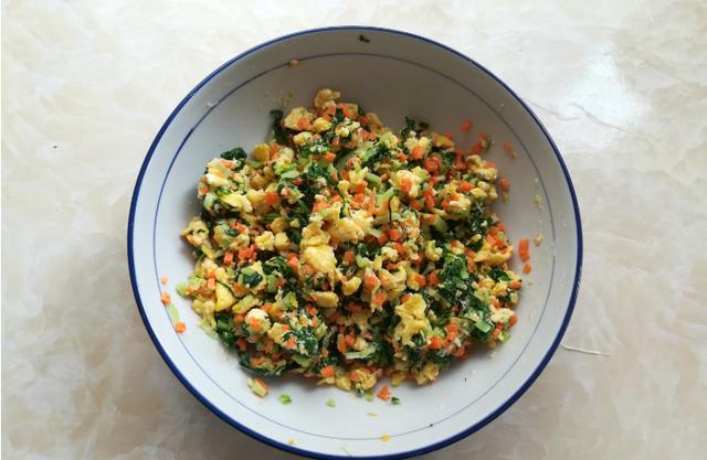 冬天，就馋这“菜团子”，粗粮细作，全面营养，比吃馒头强多了