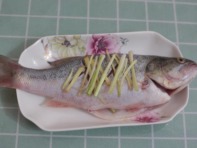 【你的育儿经】别总给孩子吃猪肉，春天这肉更要多吃，营养高易消化，常吃益智力