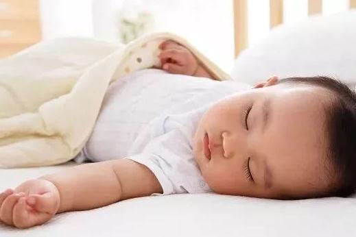 你的育儿经|妈妈强迫儿子睡午两年，最后换来5厘米身高损失，医生：太无知了