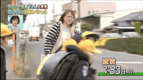 一路向北@结婚20年生11个娃！41岁妈妈带娃日常：5:00起床，0:50睡觉，有时只睡2小时.....