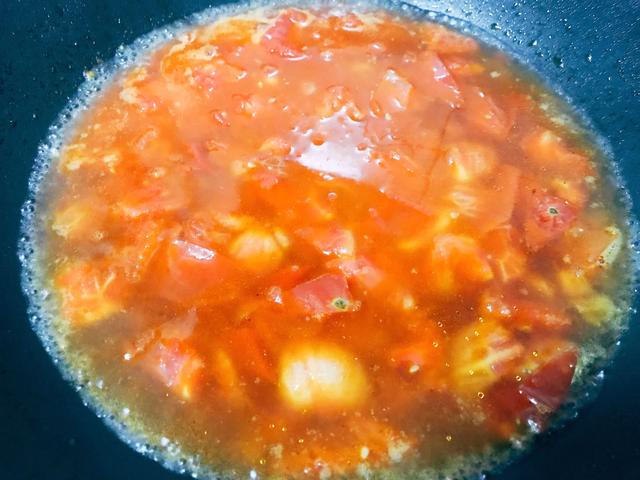 简单的疙瘩汤的做法，10分钟就能出锅，一碗下肚浑身都暖和