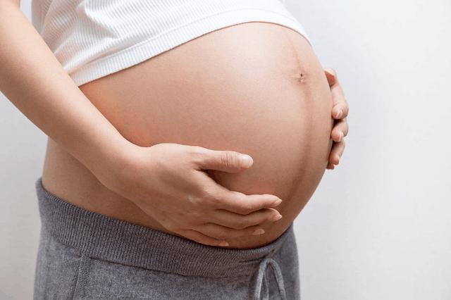 「你的育儿经」孕妇肚脐“凹进去”和“凸出来”有啥区别？预示胎儿性别？快看看