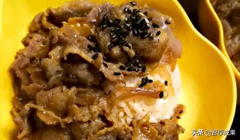 「超级宝妈」儿童辅食做法推荐：早餐香肠、兔子玉米火腿三明治 、日式牛肉饭