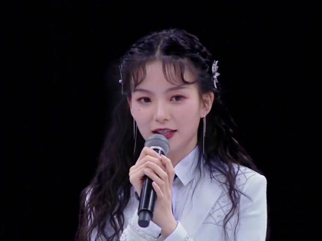 陈卓璇热搜压《青你2》整晚，仍无法改变节目糊的命运？鹅醒醒吧|影视交流地