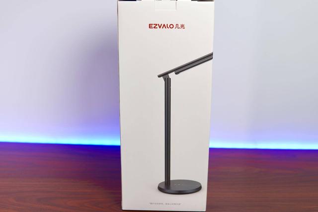 用光照亮书桌，让努力践行梦想，几光智能护眼台灯体验评测