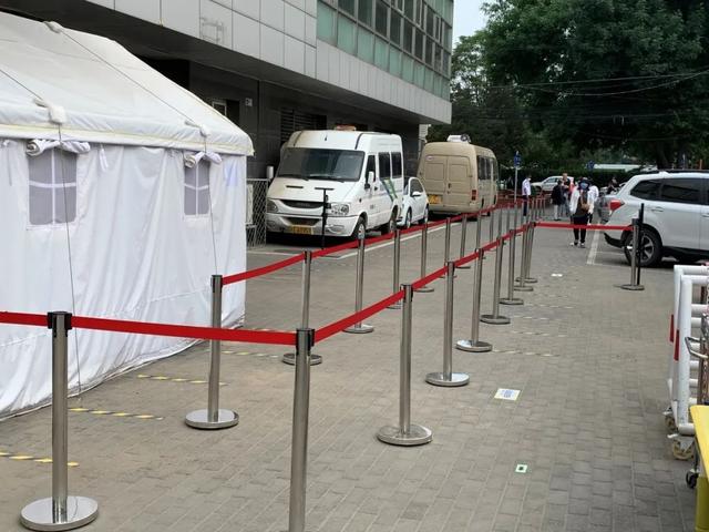 北青社区报石景山版|专业消杀、感应手龙头洗手液、就餐隔板...今天,石景山各幼儿园这样迎接复园