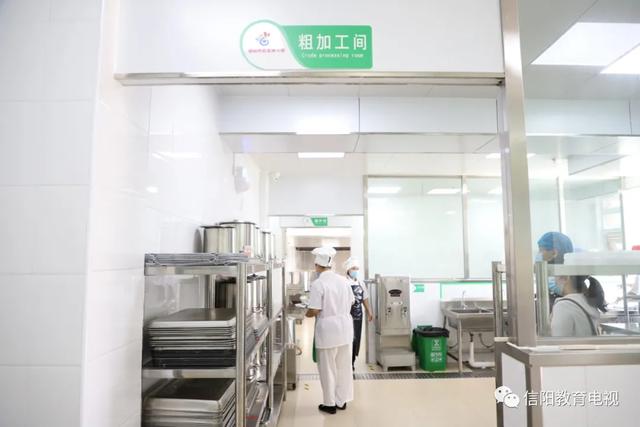 超级宝妈▲吃饭饭 我们是认真的