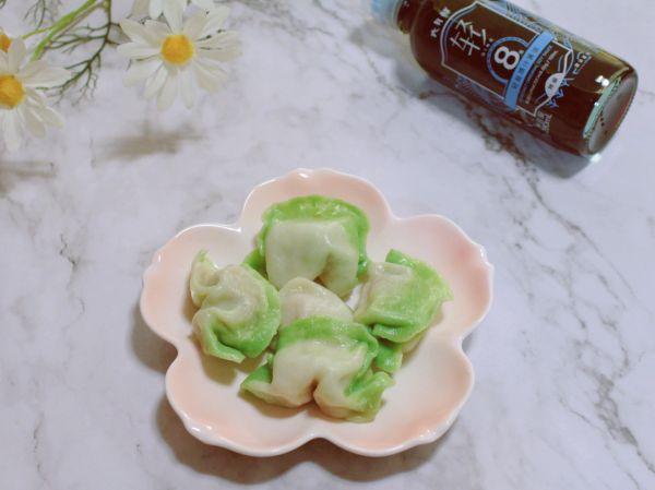 在家做酸菜翡翠饺子，比买的更好吃