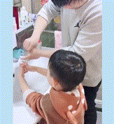 有趣的爱|精致老爸守护女儿童话梦引百万人围观，谁说男人带不了娃？