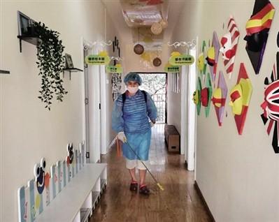 你的育儿经|西安幼儿园明日开学 送不送娃家长仍纠结