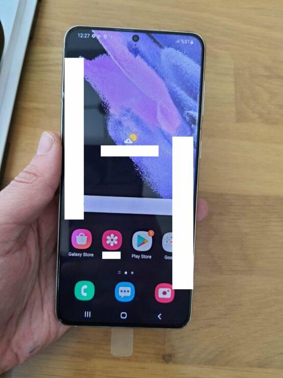 三星Galaxy S21+真机谍照曝光 采用超窄边框平面屏