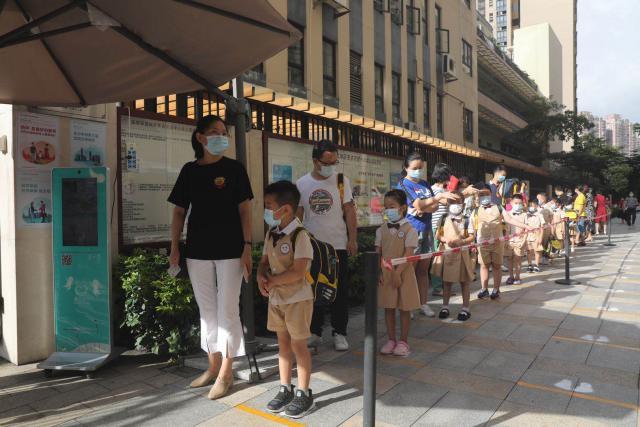 新华网客户端|图集|小萌娃“回笼”,深圳1537所幼儿园今日开园