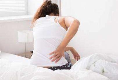 你的育儿经|妈妈忘记取“外来物”，身体若有3个反应就该取了，再晚就伤身了