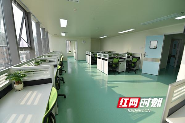 医护人员|“三室三餐一休”这里的医务人员幸福感满满