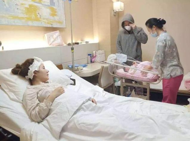 超级宝妈■宝宝吃完夜奶睡着了,需要拍奶嗝叫醒吗?正确做法宝妈了解一下