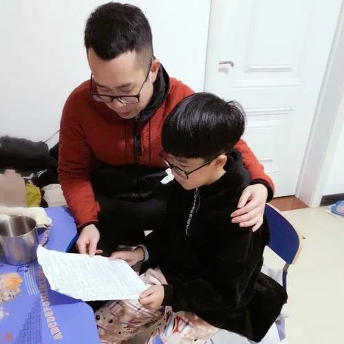暖先生格调▲17省市最新开学时间：又一省加入开学阵营，幼儿园大学时间也确定