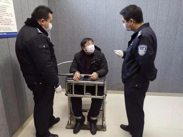 光明网▲紧急扩散｜昨天疯传的“滴滴司机被确诊”是假的