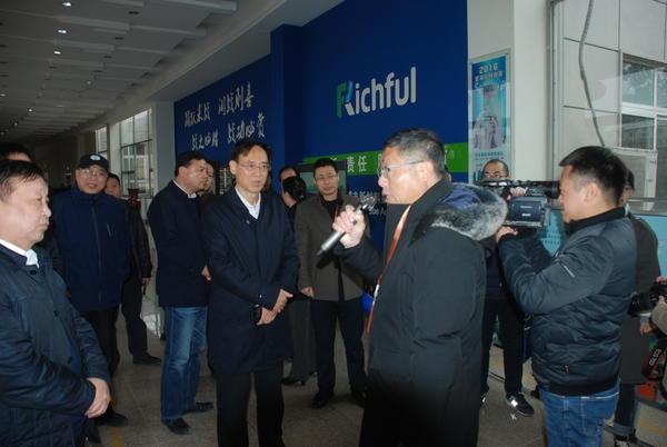 业务|“河南省社社会责任企业”特别报道之九——瑞丰新材：潜心钻研20年 成为名副其实的新材料龙头