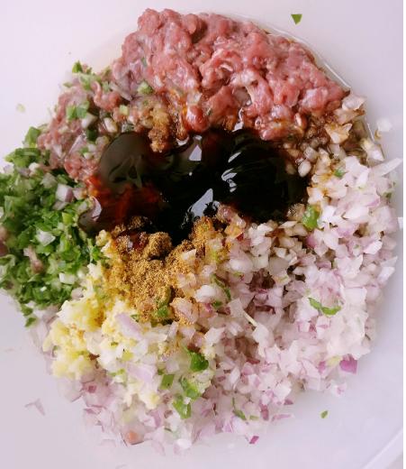 冬天进补，鸡鸭鱼肉靠边站，这肉是贵了一点，但再穷也要给孩子吃