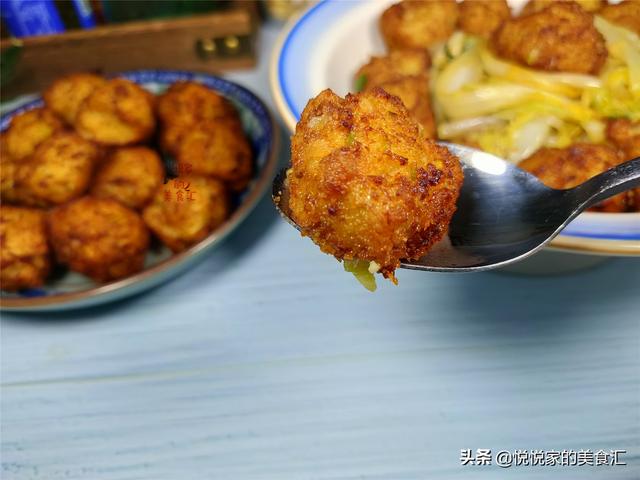 炸萝卜丸子，不加水不加面粉，教您1个简单方法，鲜香酥脆吃不腻