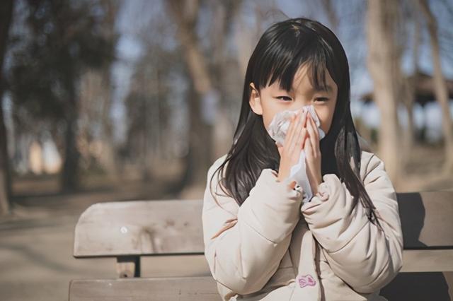 孩子嘴巴起皮不要撕！这份护理攻略送给你