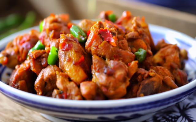 精选40款佳肴推荐，每天有新菜款款不重样，选几道为家人加餐吧