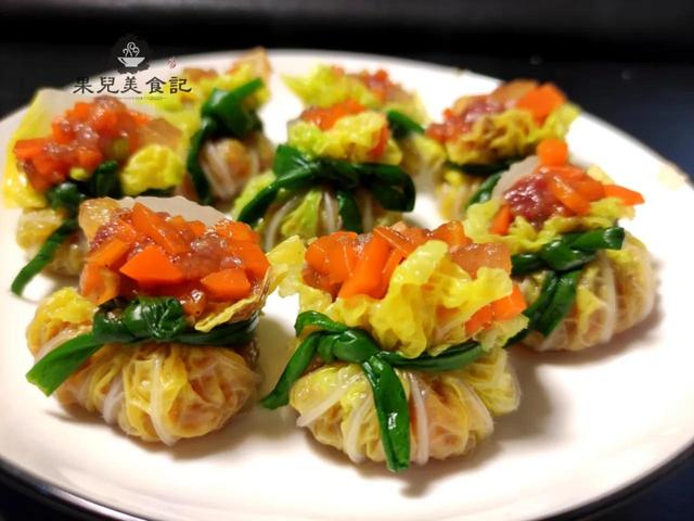 年夜饭家宴待客，用白菜做一道“吉祥菜”，寓意美好，好吃不贵