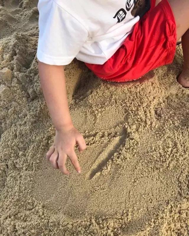 你的育儿经▲数学启蒙难？53个简单好上手的亲子游戏，轻松开启孩子的数学思维