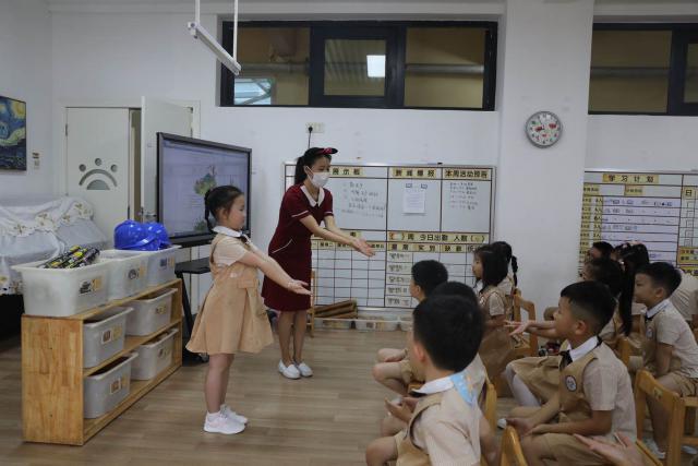 新华网客户端|图集|小萌娃“回笼”,深圳1537所幼儿园今日开园