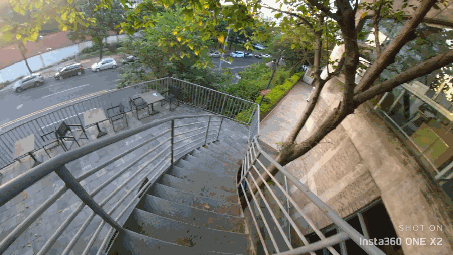 Insta360 One X2 全景相机体验：器小活好