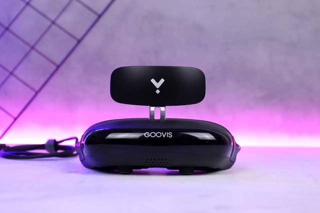 可以随身携带的巨幕影院？没错，它就是GOOVIS Young