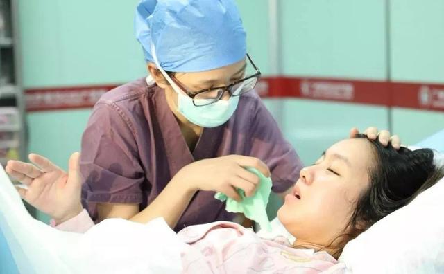 南浔的梦|听说顺产比剖腹产恢复快，孕妈坚持要顺产，医生的话让她后悔不已