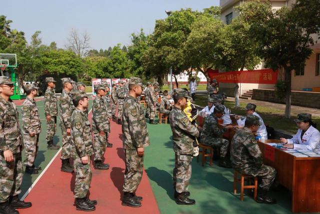 医疗队|“生命线”延伸在巡诊一线——南部战区总医院结合巡诊工作提升党性教育实效记事