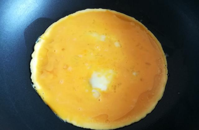 冬天，就馋这“菜团子”，粗粮细作，全面营养，比吃馒头强多了