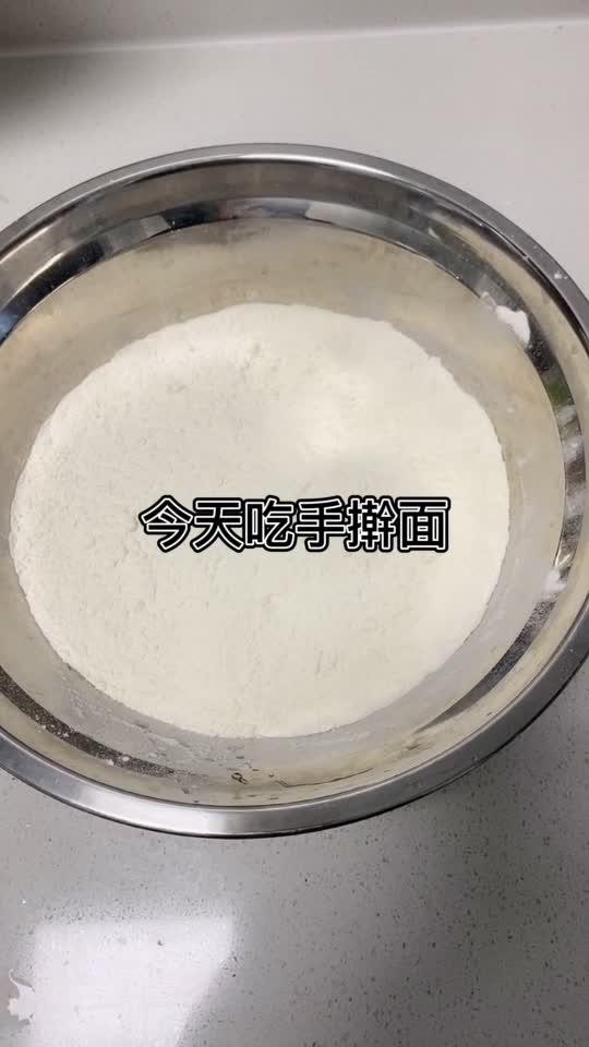 手擀面这样做实在太美味，碗盘都要舔干净