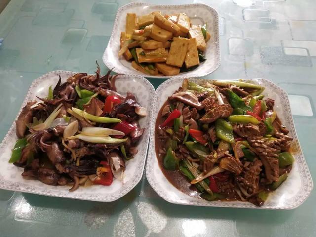 你的育儿经■广饶县西苑幼儿园“巾帼抗疫，别样三八”主题活动