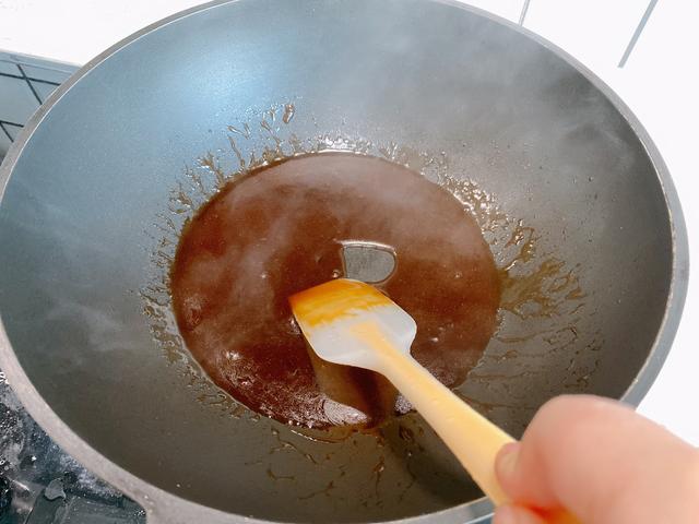 年夜饭必备的四喜丸子，寓意福禄寿喜，家庭做法更简单，肉香四溢