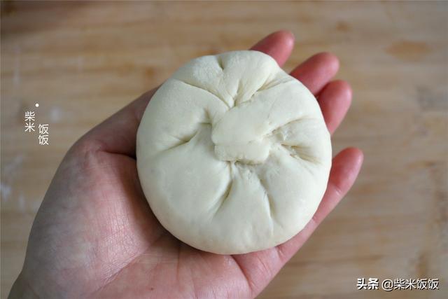 发面饼还可以这样做，大空心，加上自己爱吃的菜，太美味了