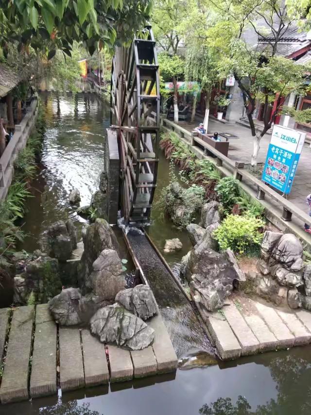 #玩乐足迹#重庆的特色商业古镇,菩提山下长寿古镇