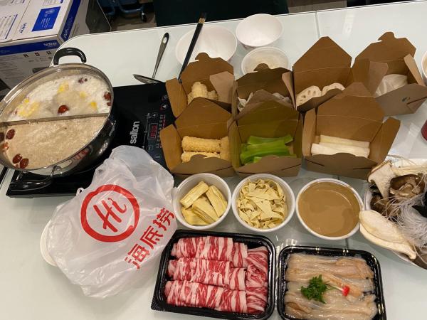 火锅|王德中：去年春节吃完火锅，我们就急着筹备口罩了