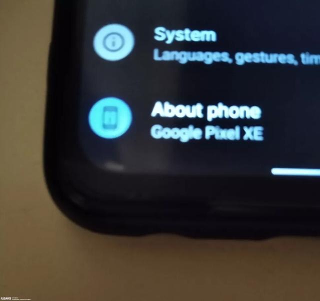 网上出现号称是&quot;Google Pixel XE&quot;的真机图