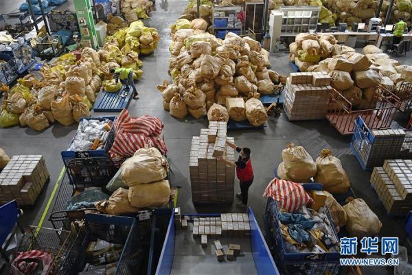「光明网」深圳：邮政快递业保物品送达畅通 助力疫情防控
