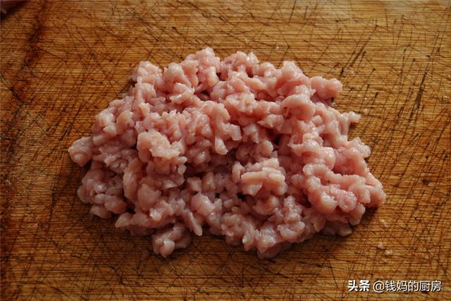 甜味超标|《向往》中黄磊做的3个米粉配菜，这道最有特色，拌米粉超开胃