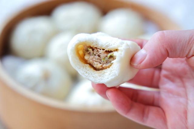 早餐小笼包，一口一个，学会在家做，比外面卖的健康好吃