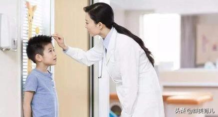 【超级宝妈】父母要知道，不帮孩子纠正这几点，再补孩子也难长个儿