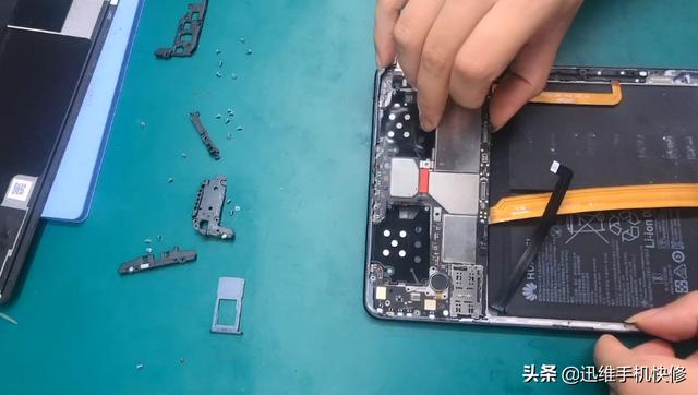 huawei平板matepad拆机:看内部结构,对比ipad pro胜算