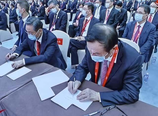 深圳表彰40年40人，马明哲马化腾王卫等上榜，为啥没有任正非